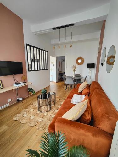 Charmant T2 Atypique Renove Confortable in Beziers, France