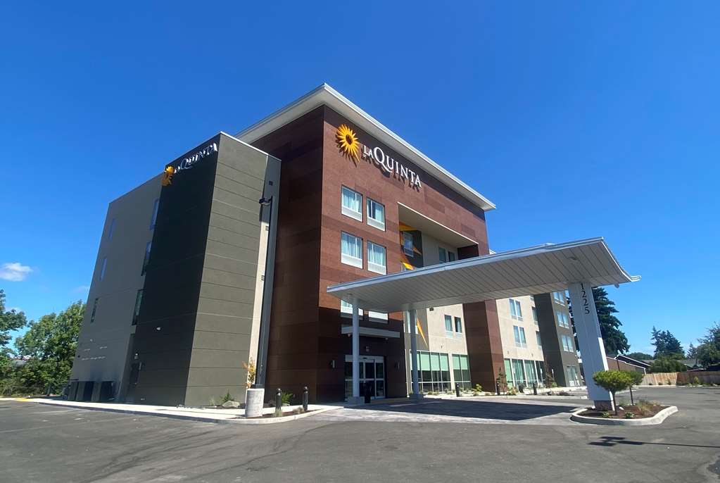 La Quinta Inn & Suites by Wyndham Centralia — Centralia — photo 4