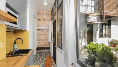 Sebastian`s stylish apartment in old town