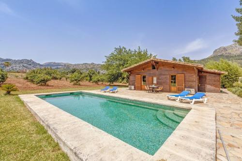 Finca L'hort Nou - carbon neutral hotel in Pollenca
