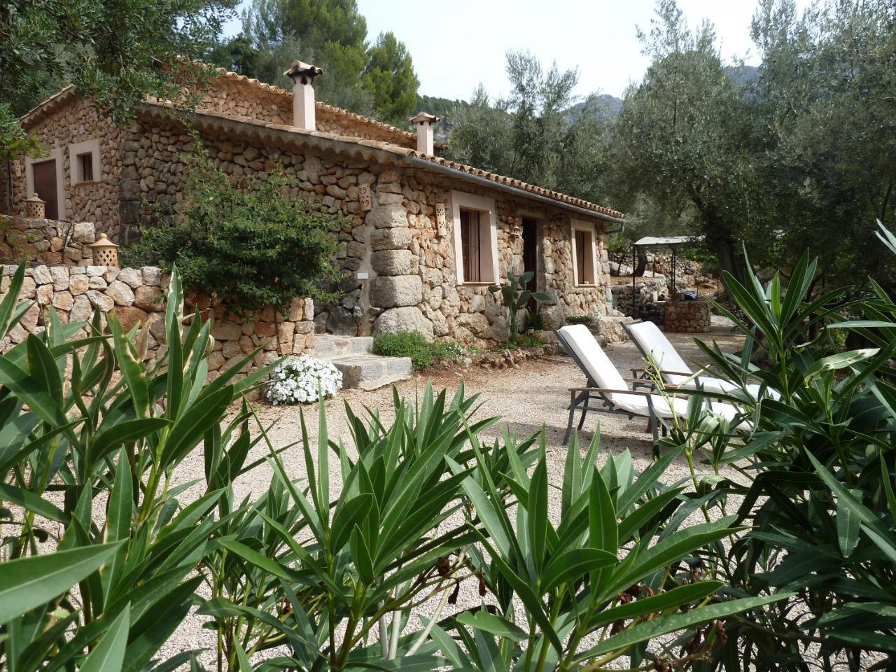 Casita de Montaña cerca del mar — hotel in Fornalutx