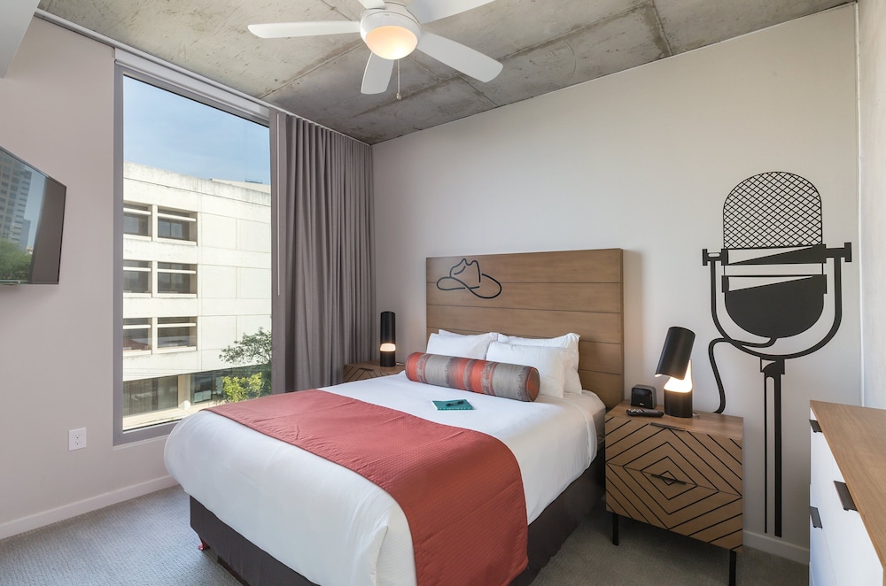 Club Wyndham Austin - photo 9