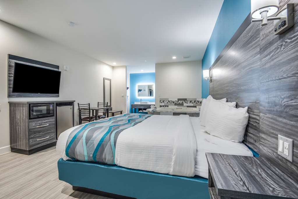 Americas Best Value Inn & Suites Houston at Hwy 6 - photo 23