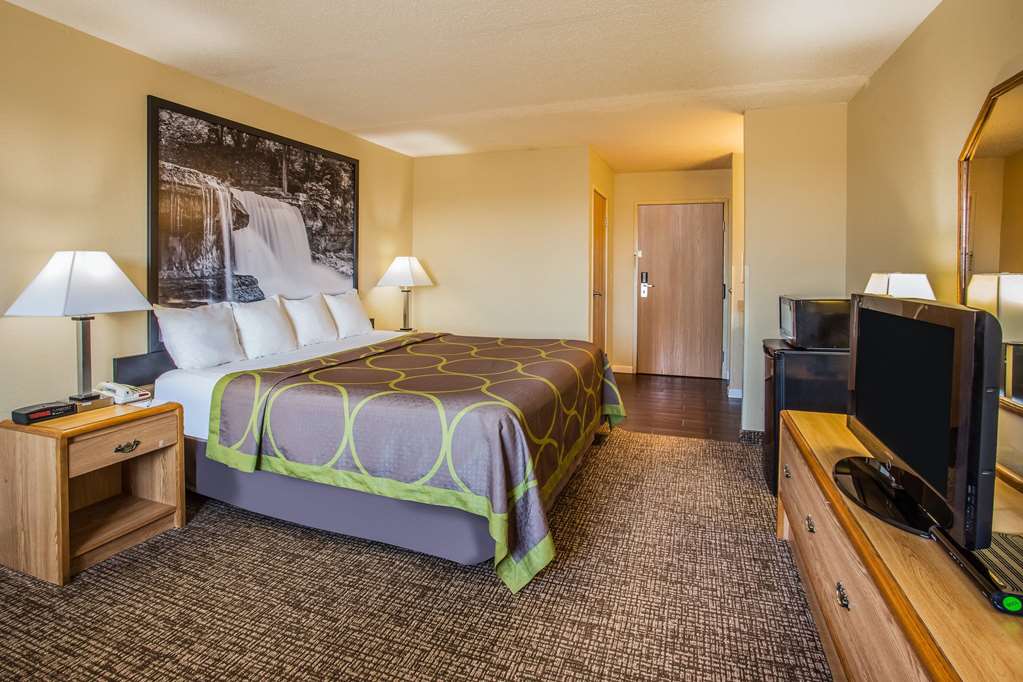 Super 8 by Wyndham Remington - photo 12