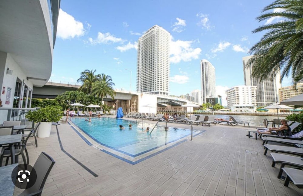 Amazing 3Bd Condo Beachwalk Resort - photo 33