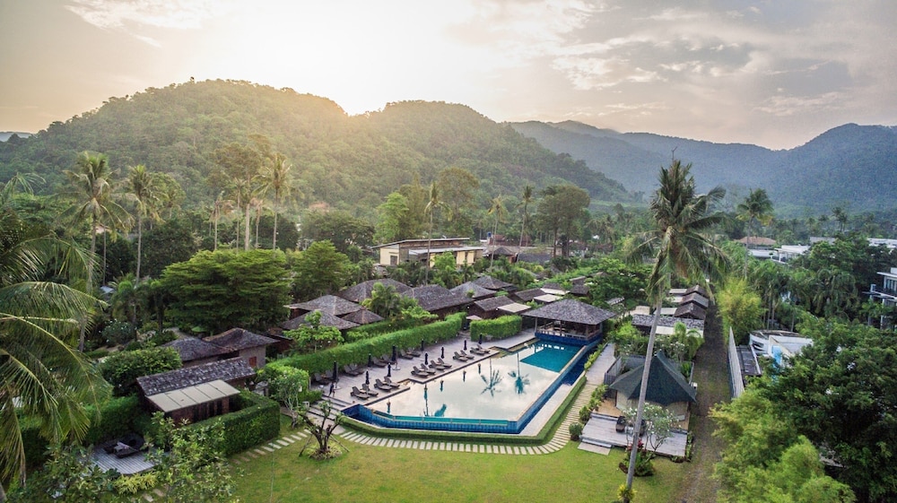 Gajapuri Resort & Spa