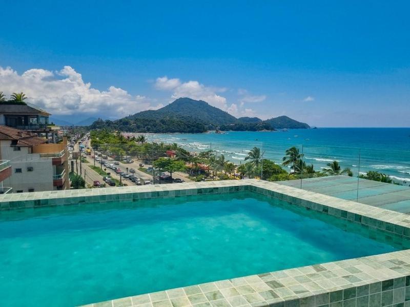 Apartamento com Piscina na Cobertura e Vista Panoramica do Mar da PRAIA GRANDE — 4-Star Luxury Hotel in Ubatuba, Brasil