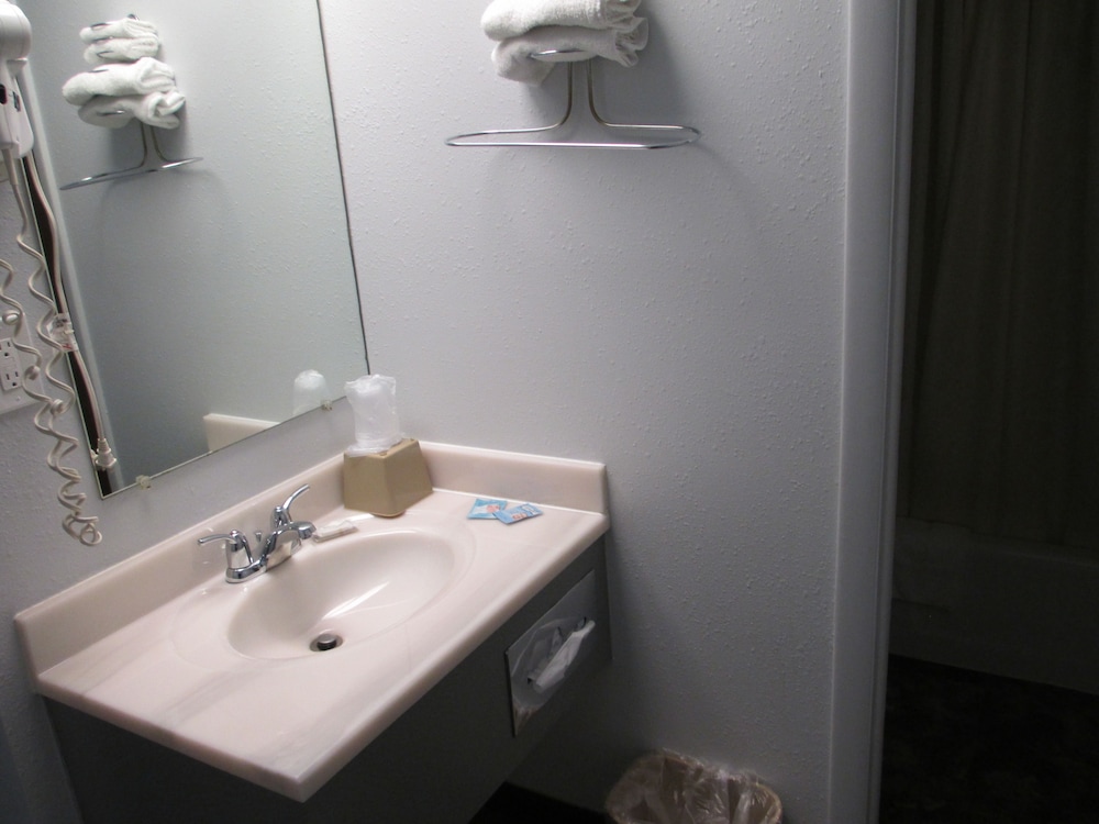 Americas Best Value Inn Billings - photo 17