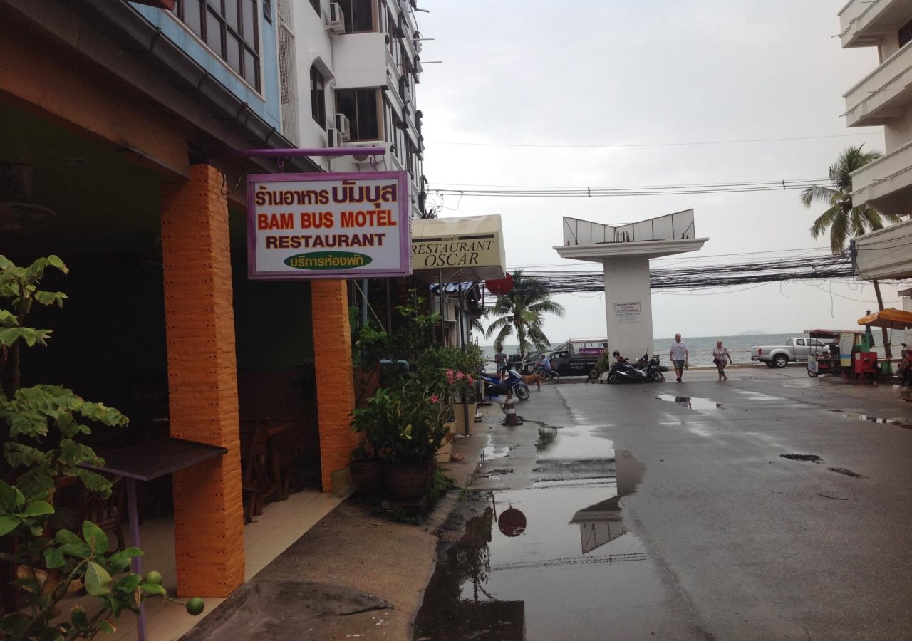 Bam Bus Motel 2 - last minute hotel in Pattaya