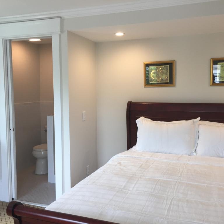 The Clarendon House — 4-Star Luxury Hotel in Provincetown, United States