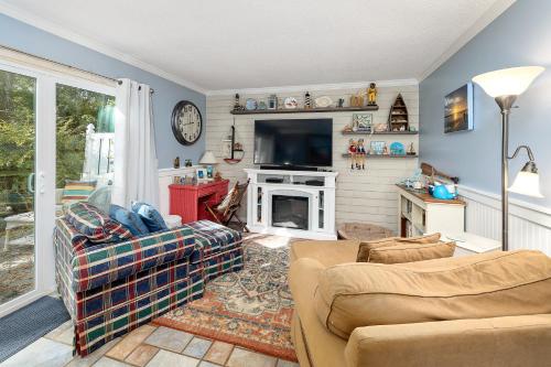 Ocean Walk B 6 in Saint Simons Island, United States