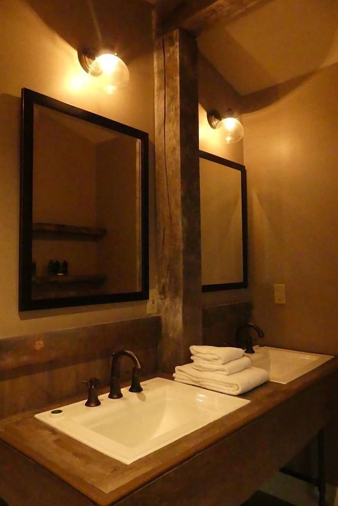 Three Chimneys Inn - photo 21