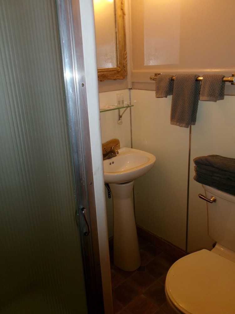 Hotel Eastin - photo 26