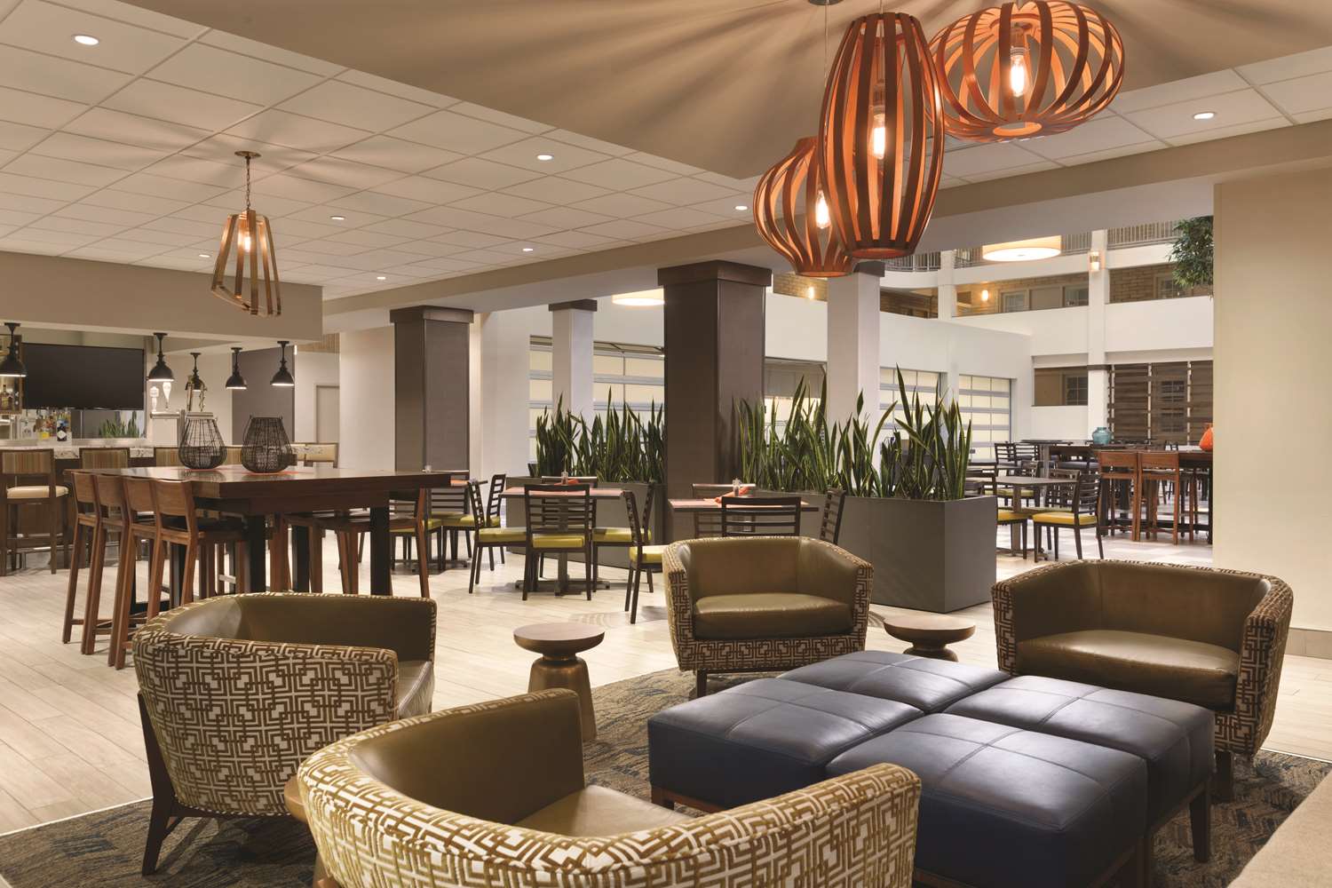 Embassy Suites by Hilton Bloomington Minneapolis - photo 30