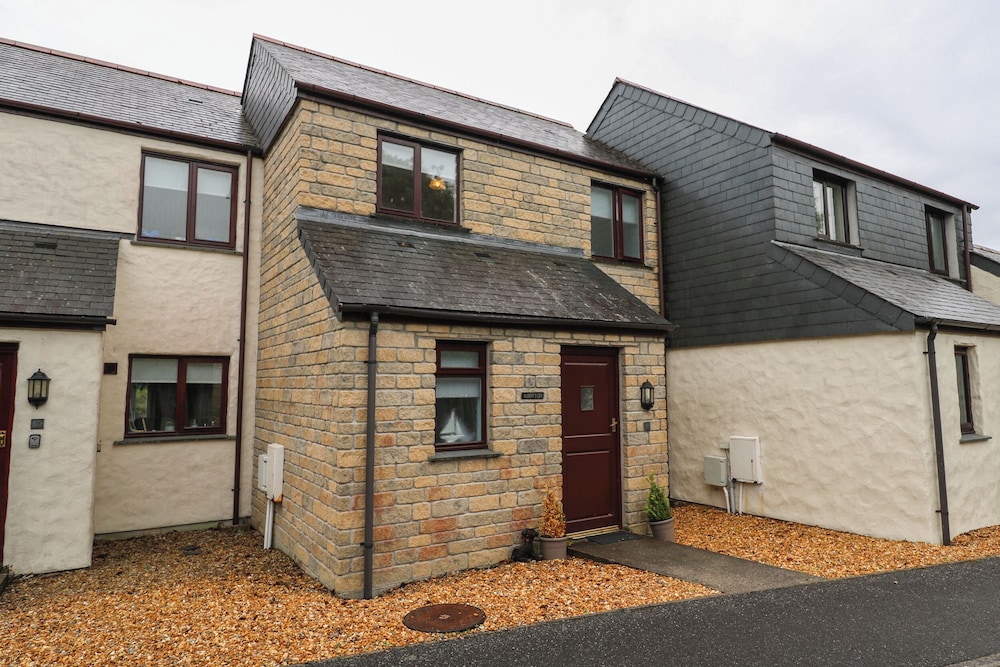 Albert’s Den in Falmouth, United Kingdom