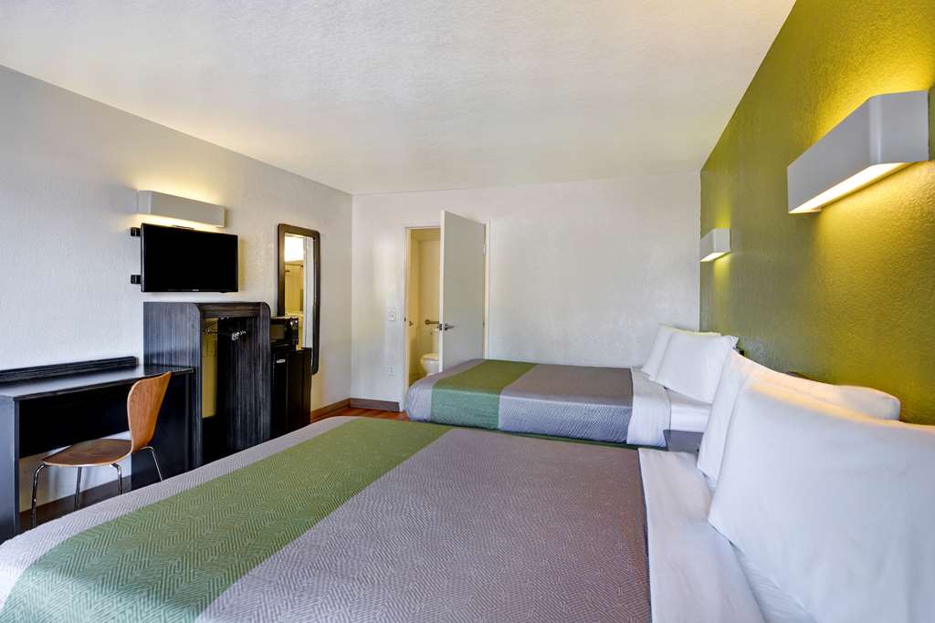 Motel 6 Destin FL - photo 9
