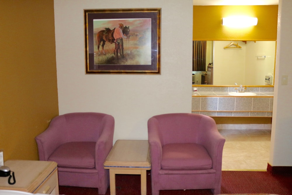 Budget Inn Barstow - photo 3