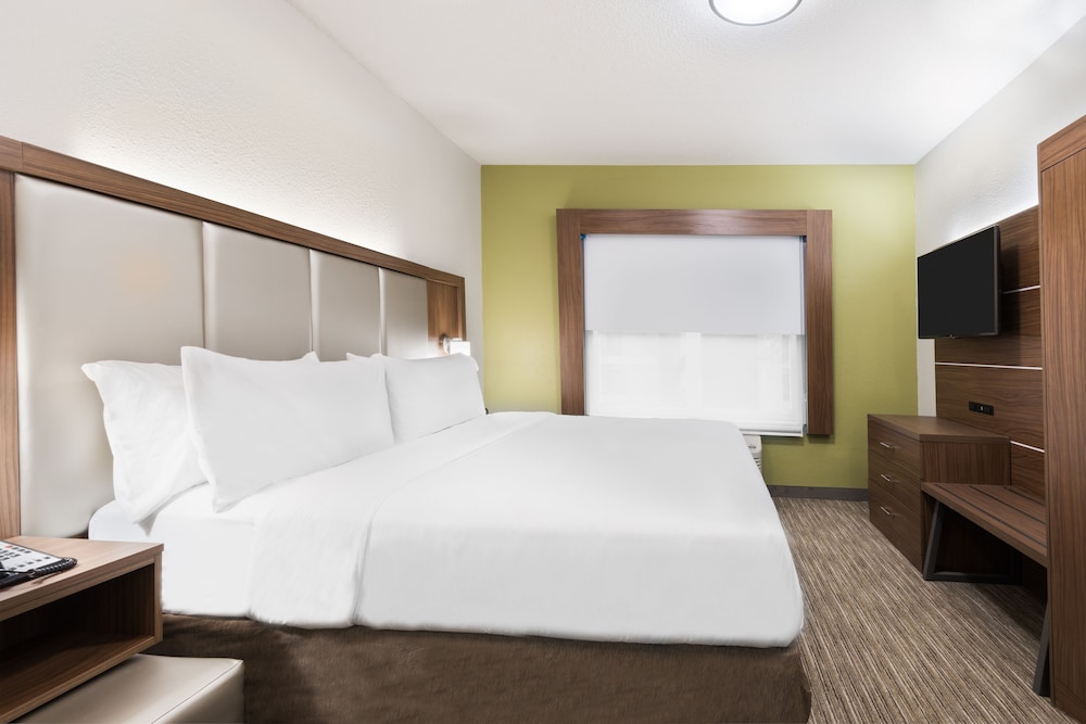 Holiday Inn Express & Suites Columbus Airport East by IHG - photo 8