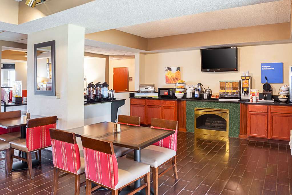 Comfort Inn Lincoln I 80 - photo 18