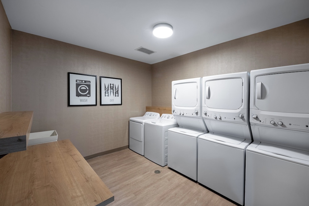 Staybridge Suites West Des Moines by IHG - photo 27