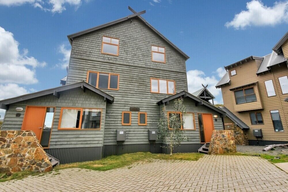 Piqueos 2 in Dinner Plain, Australia