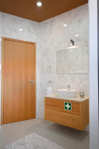 A Casa da Concha — 4-Star Luxury Hotel in Rabo De Peixe, Portugal