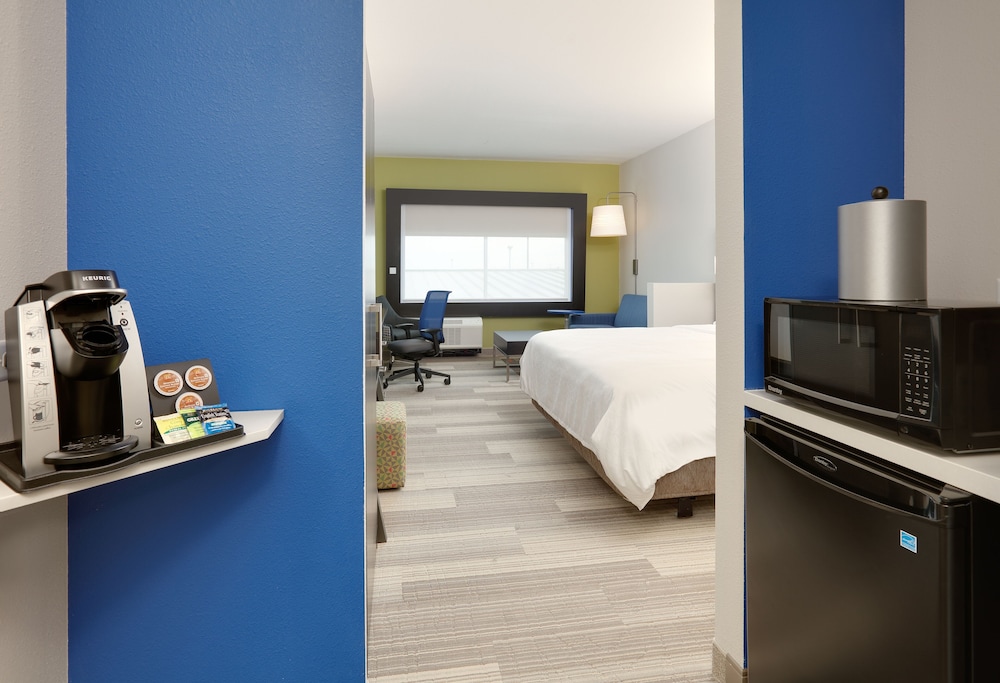 Holiday Inn Express Kermit by IHG - photo 10