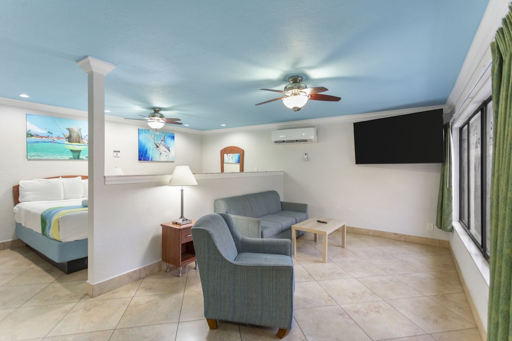 Bayview Plaza Waterfront Resort - photo 9