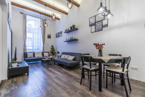 Katarina Apartment Blaha Square — 4-Star Luxury Hotel in Budapest, Hungary
