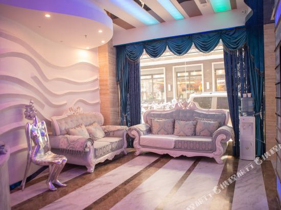 Houhai Theme Hotel - carbon neutral hotel in Suzhou