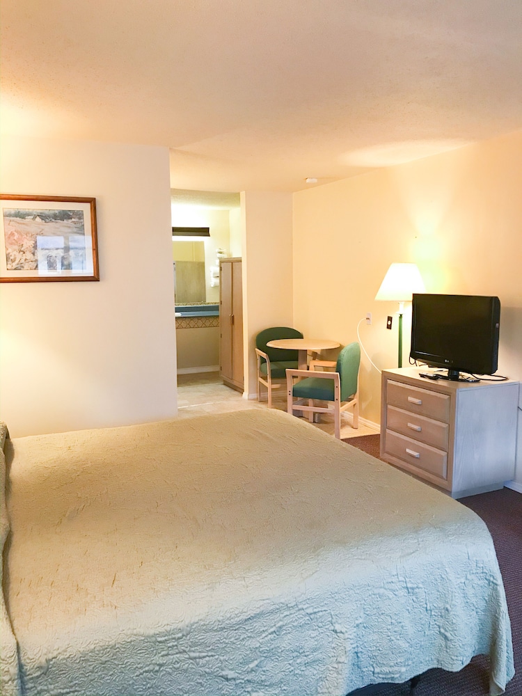 Summers Inn - photo 7
