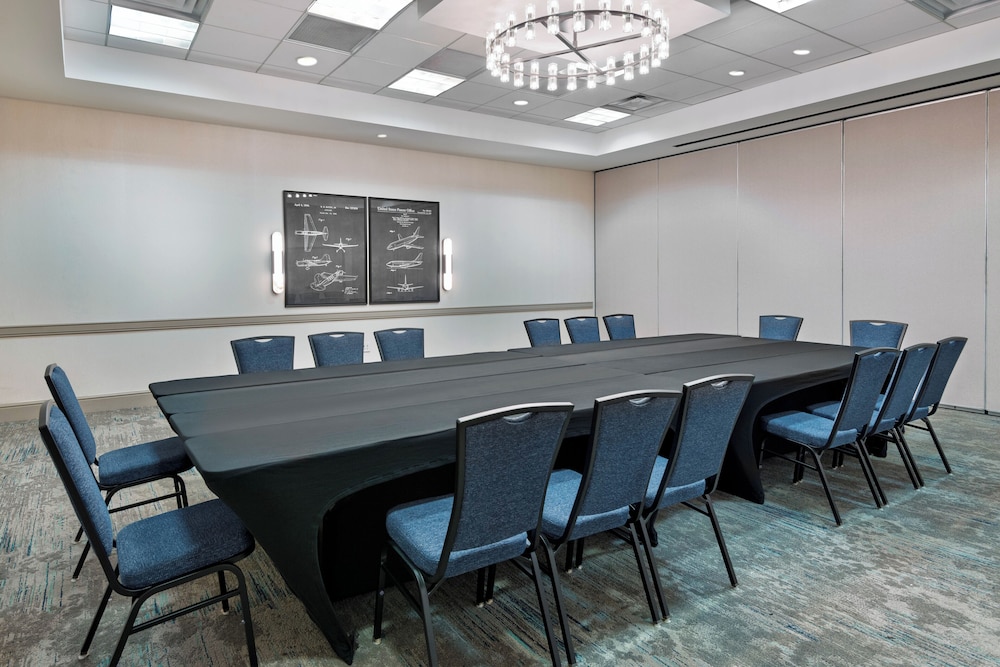 Hilton Garden Inn Tampa Airport Westshore - photo 40