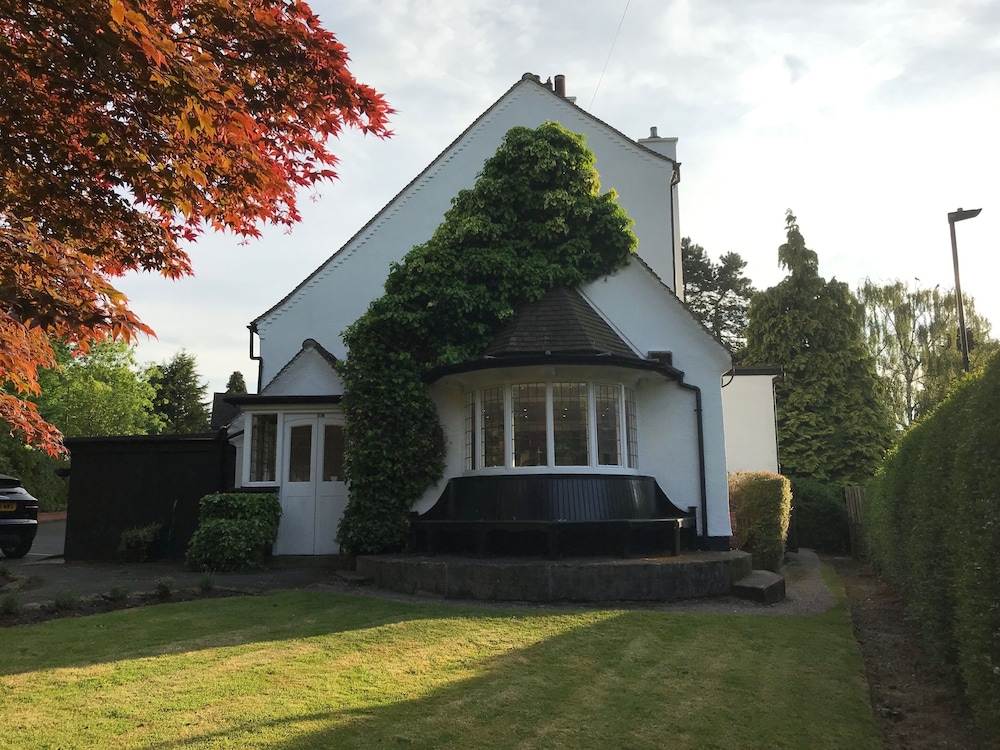 Old Farm Hotel - last minute hotel in Birmingham