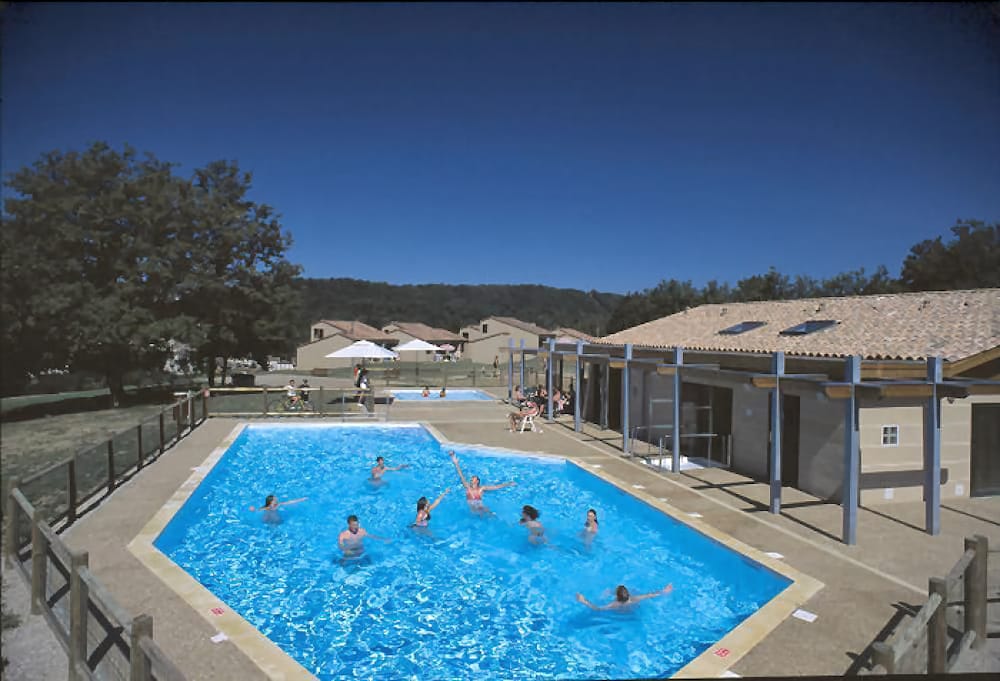 Village Bord de ciel Caylus — hotel in Caylus