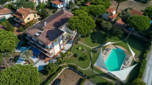 Hotel La Palma — Santa Marina Salina