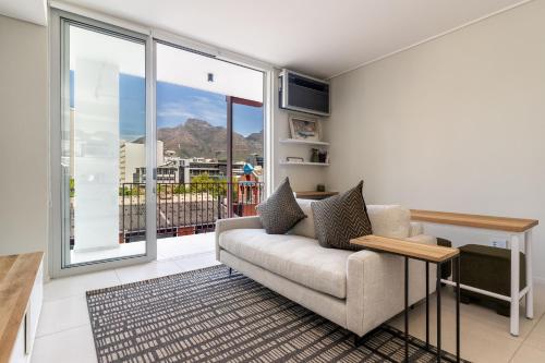 The Rose 201 2Bedroom Apartment with Rooftop Pool
