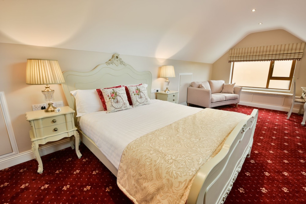 Ballyliffin TownHouse Boutique Hotel — 4-Star Luxury Hotel in Donegal, Republic of Ireland