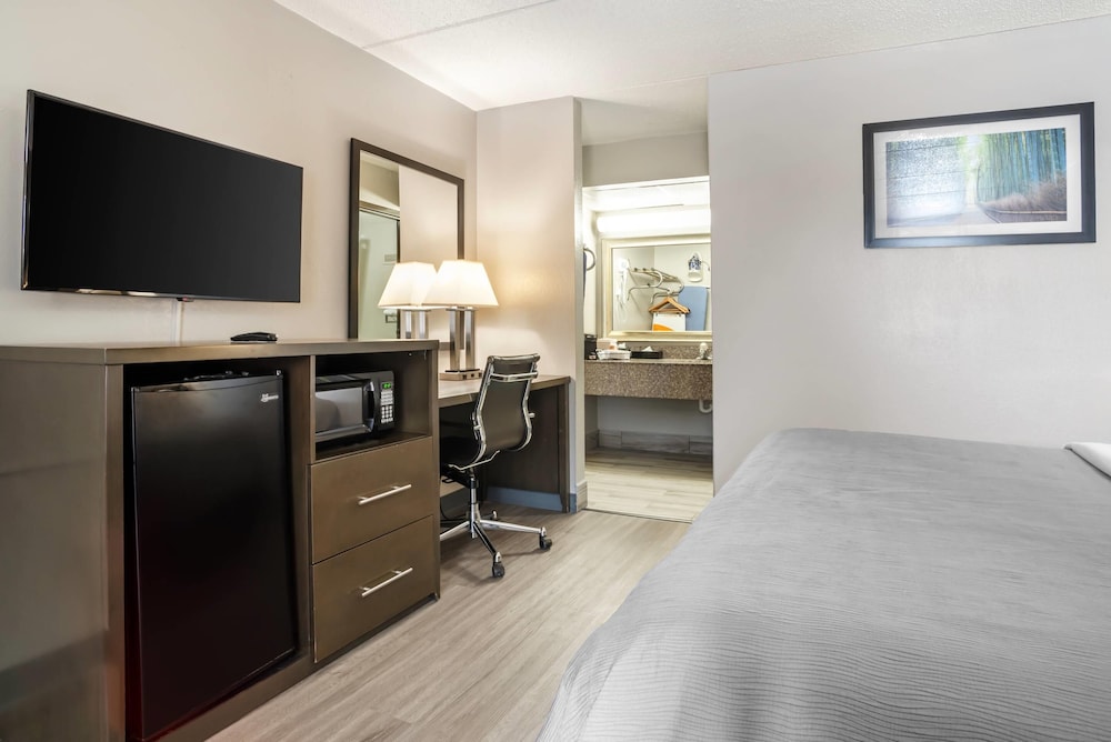 Quality Inn Simpsonville Greenville - photo 23