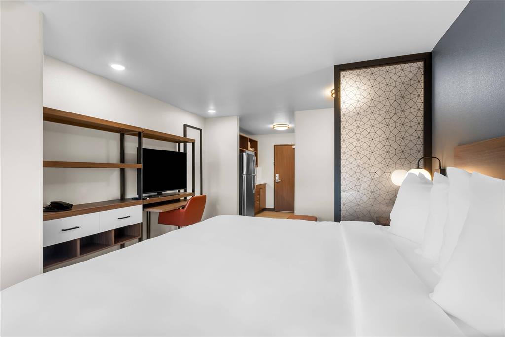 Everhome Suites Cheyenne - photo 12