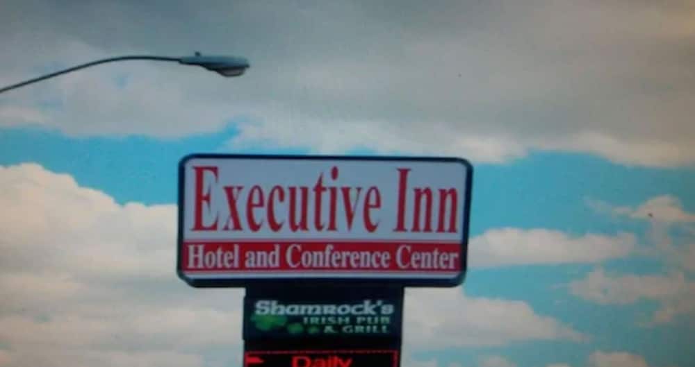 Executive Inn Hotel and Conference Centre