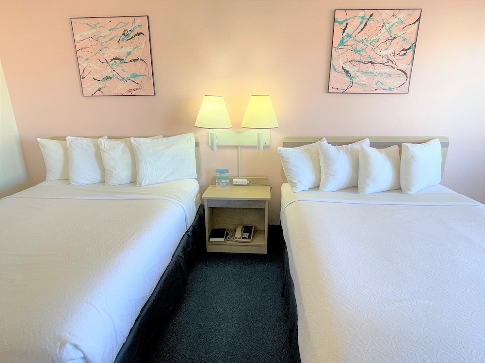 LuLu Hotel Silver City - photo 42