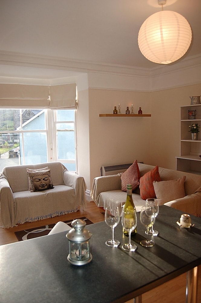 Clock Tower Apartments — hotel in Machynlleth