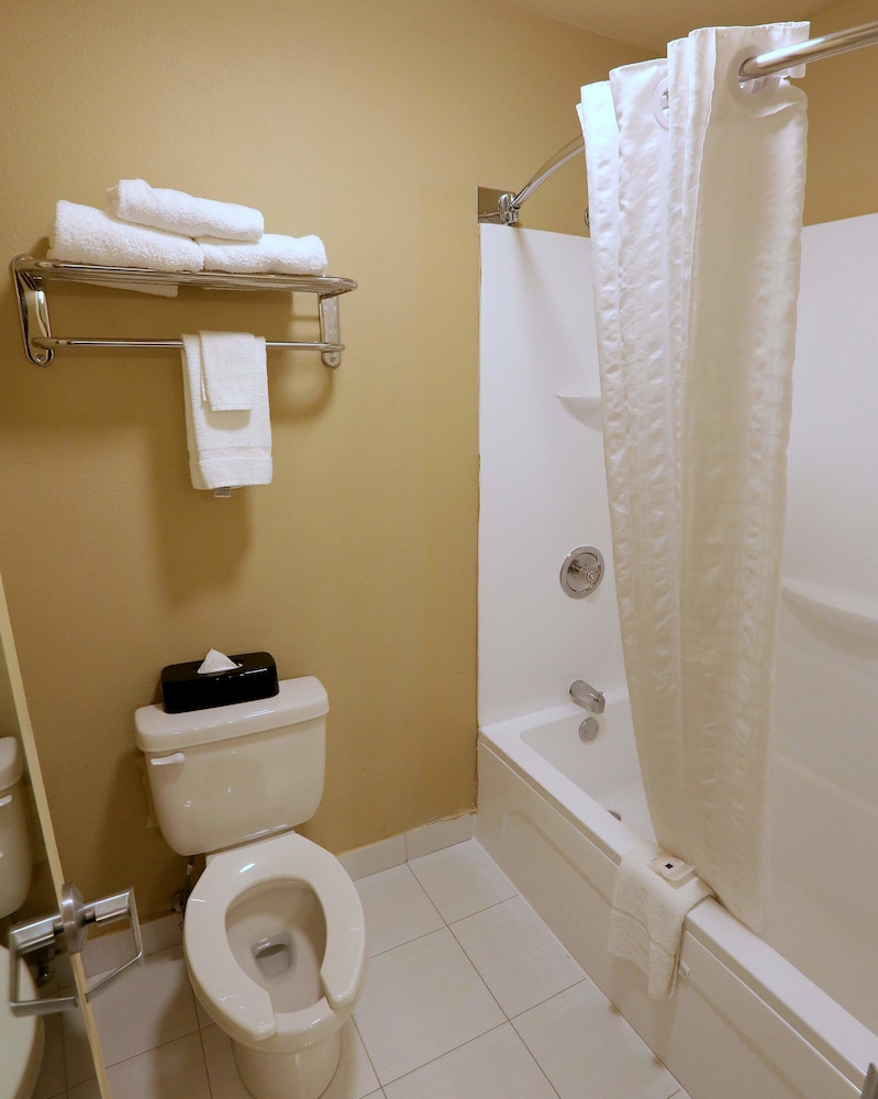 Country Inn & Suites by Radisson Charlotte I 85 Airport NC - photo 12
