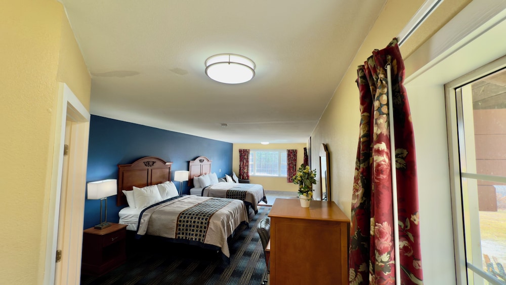 Swiss Chalets Village Inn - photo 42
