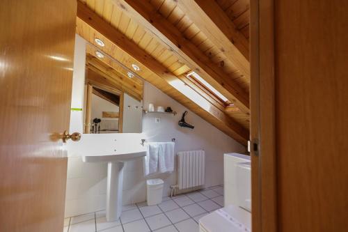 Lamoga - carbon neutral hotel in Unknown City