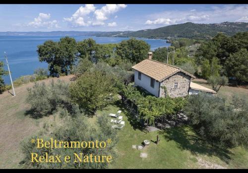 Cottage Sul Lago 3 Camere 3 Bagni Beltramonto — 4-Star Luxury Hotel in Montefiascone, Italy