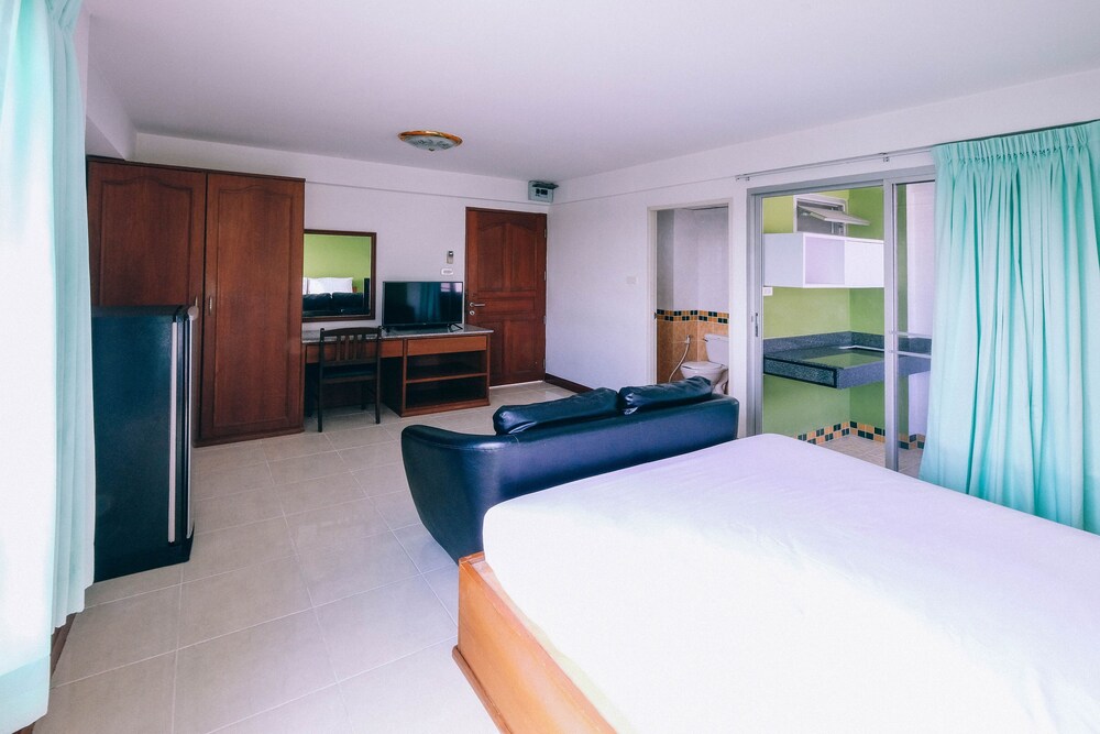 Guestroom
