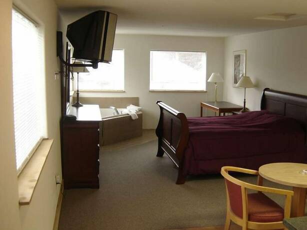 Stevens Pass Motel - photo 7