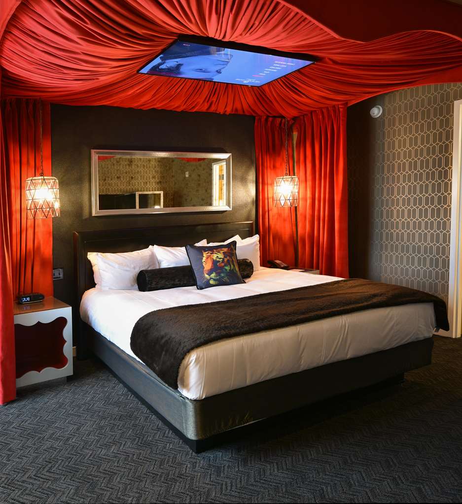 The Guest House at Graceland - photo 15