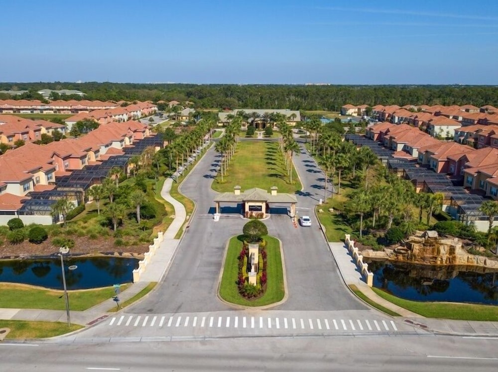 Spacious Family Getaway W Resort 3154pp 5 Bedroom Home by RedAwning - photo 57